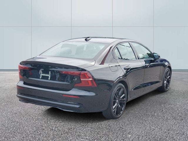 2024 Volvo S60 Recharge Plug-In Hybrid T8 Plus Black Edition