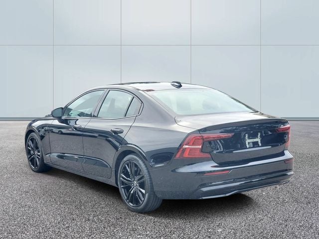 2024 Volvo S60 Recharge Plug-In Hybrid T8 Plus Black Edition