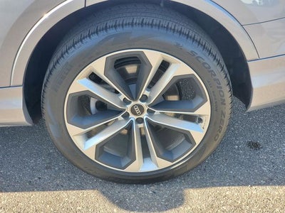 2022 Audi Q7 55 Premium Plus quattro