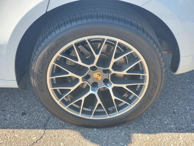 2015 Porsche Macan S