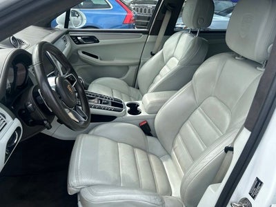 2015 Porsche Macan S