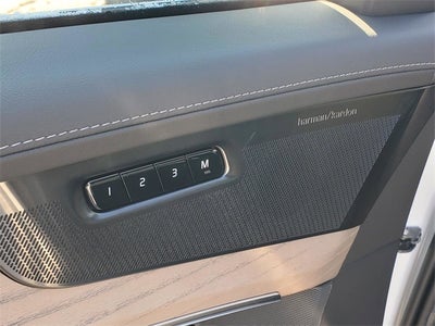 2026 Volvo XC90 B6 Plus 6-Seater