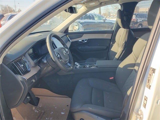 2026 Volvo XC90 B6 Plus 6-Seater