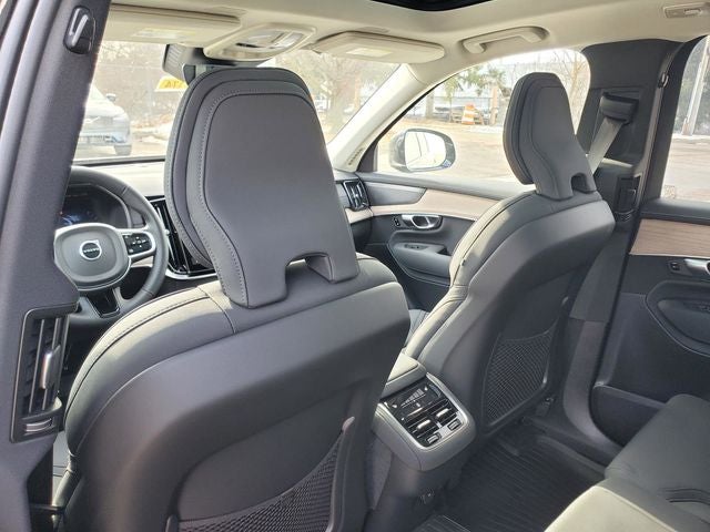 2026 Volvo XC90 B6 Plus 7-Seater