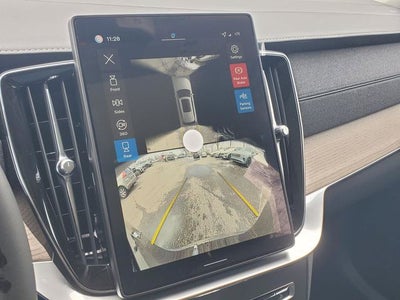 2026 Volvo XC90 B6 Plus 7-Seater