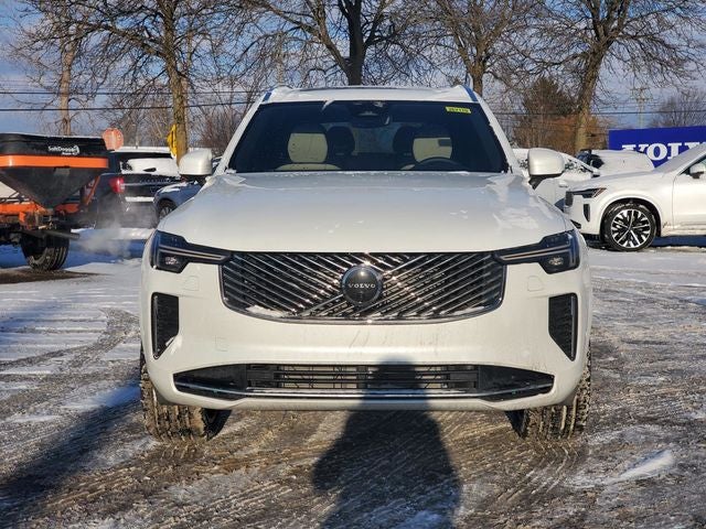 2026 Volvo XC90 B6 Plus 7-Seater