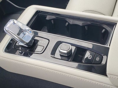 2026 Volvo XC90 B6 Ultra