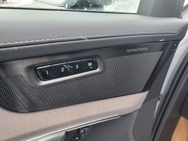 2026 Volvo XC90 B6 Ultra