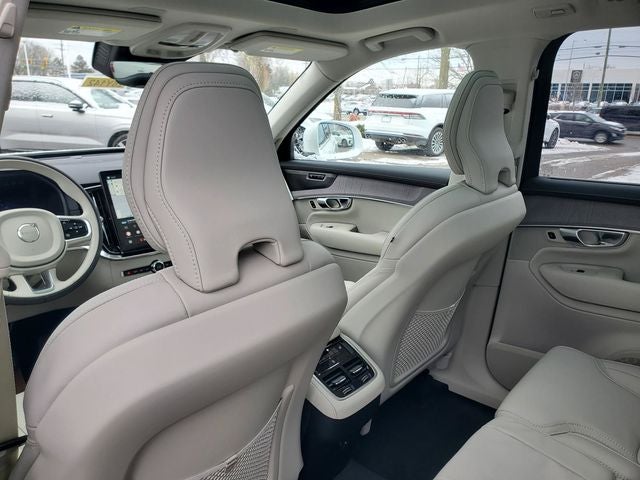 2026 Volvo XC90 B6 Ultra