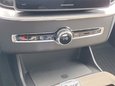 2026 Volvo XC90 B6 Ultra