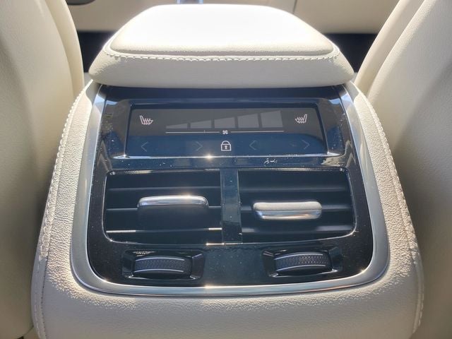 2026 Volvo XC90 Ultra - Photo 31