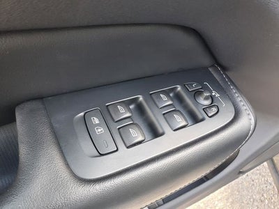 2022 Volvo XC60 B6 Inscription