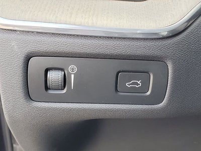 2022 Volvo XC60 B6 Inscription