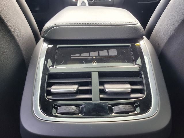 2022 Volvo XC60 B6 Inscription