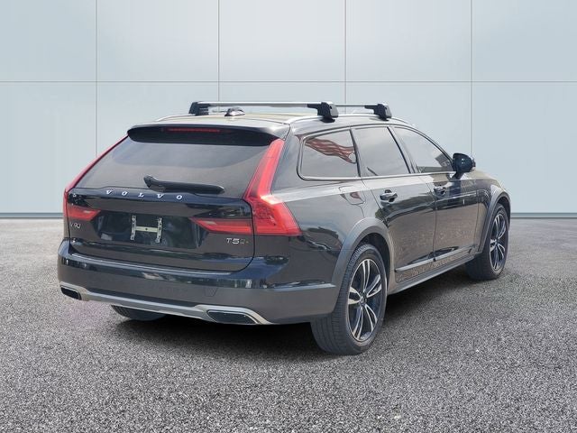 2019 Volvo V90 Cross Country T5