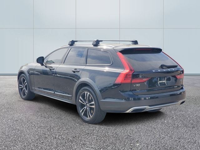 2019 Volvo V90 Cross Country T5