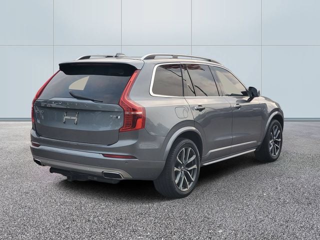 2017 Volvo XC90 T5 Momentum