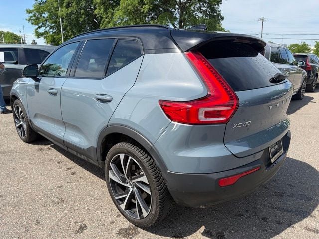 2021 Volvo XC40 R-Design