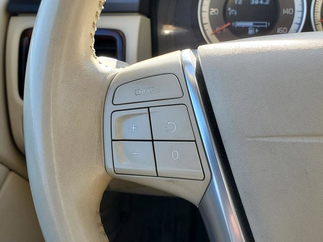 2013 Volvo XC70 T6