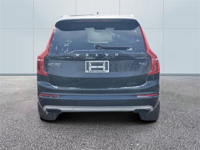 2021 Volvo XC90 T6 Momentum 6-Seat