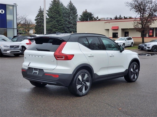2024 Volvo XC40 Recharge Pure Electric Core