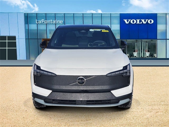 2026 Volvo EX30 Twin Motor Cross Country Ultra