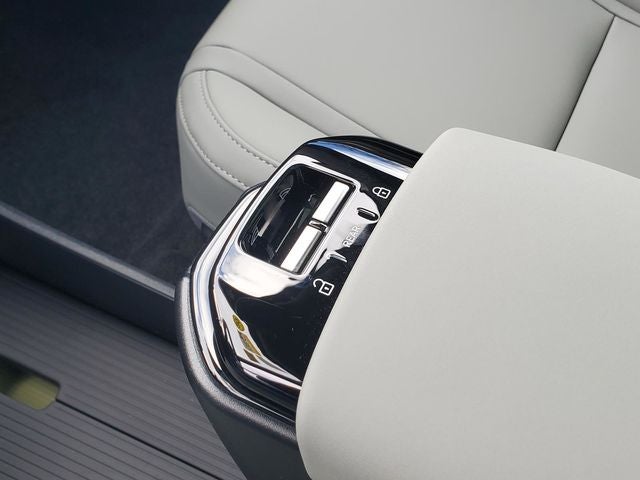 2026 Volvo EX30 Twin Motor Cross Country Ultra