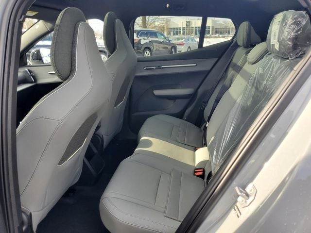 2026 Volvo EX30 Twin Motor Cross Country Ultra