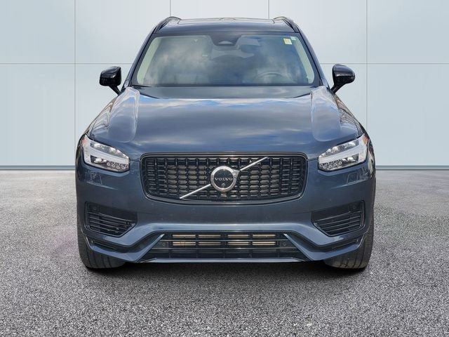 2023 Volvo XC90 Recharge Plug-In Hybrid T8 Plus Dark Theme 7 Passenger