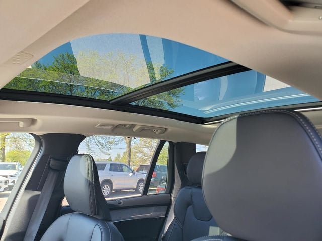 2026 Volvo XC90 Ultra - Photo 14