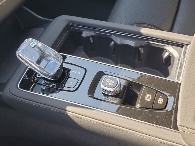 2026 Volvo XC90 Ultra - Photo 25