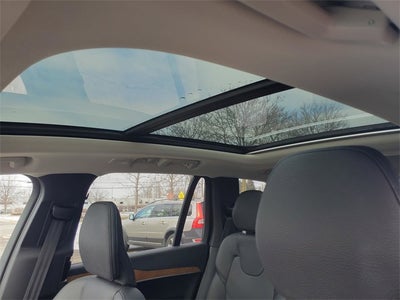 2024 Volvo XC90 Recharge Plug-In Hybrid T8 Plus 6 Passenger