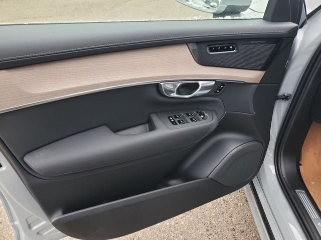 2026 Volvo XC90 Plug-In Hybrid T8 Plus 7 Passenger