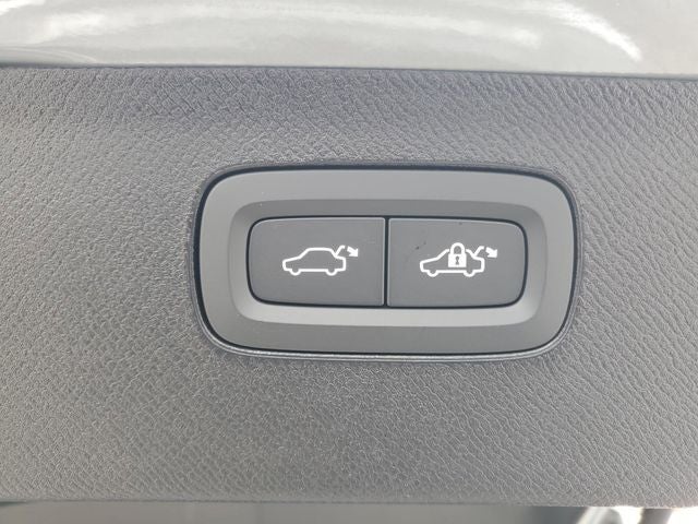 2026 Volvo XC90 Plug-In Hybrid T8 Plus 7 Passenger