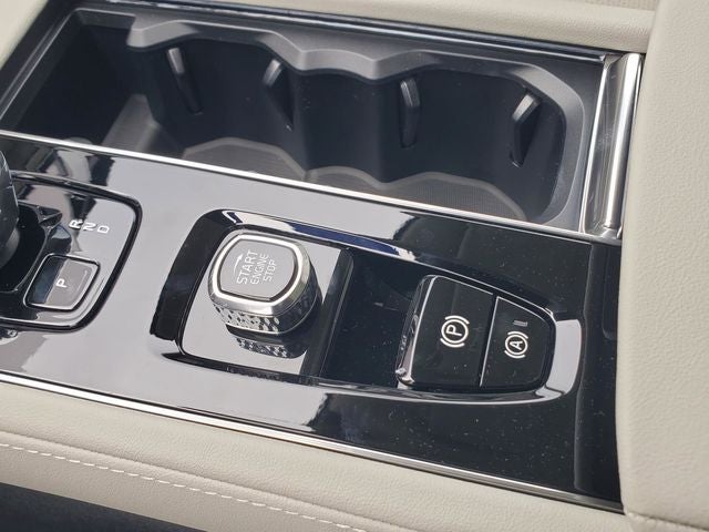 2026 Volvo XC90 Plug-In Hybrid T8 Ultra 7 Passenger