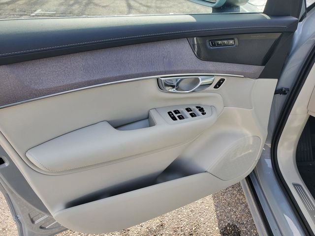 2026 Volvo XC90 Plug-In Hybrid T8 Ultra 7 Passenger