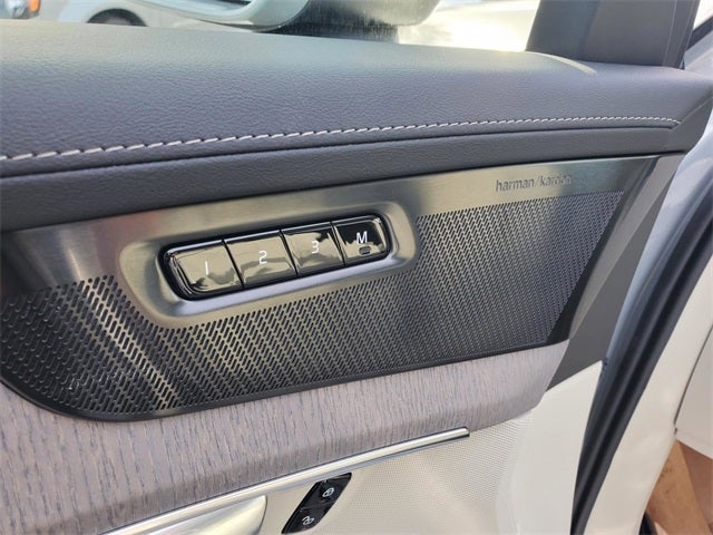 2026 Volvo XC90 Plug-In Hybrid T8 Ultra 7 Passenger