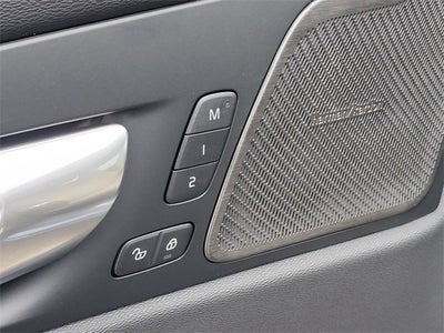 2026 Volvo XC60 Plug-In Hybrid T8 Plus