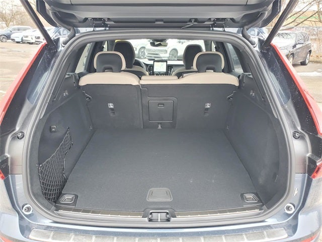 2026 Volvo XC60 Plug-In Hybrid T8 Plus