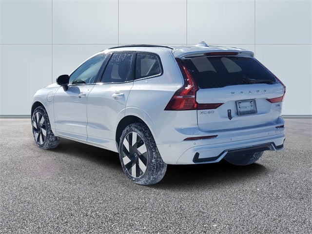 2025 Volvo XC60 Plug-In Hybrid T8 Plus