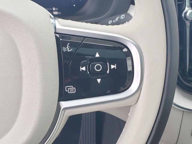 2026 Volvo XC60 Plug-In Hybrid T8 Ultra