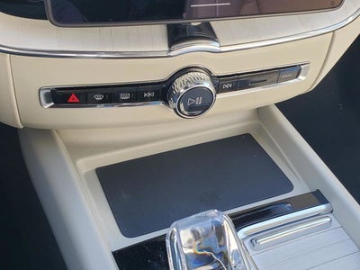 2026 Volvo XC60 Plug-In Hybrid T8 Ultra