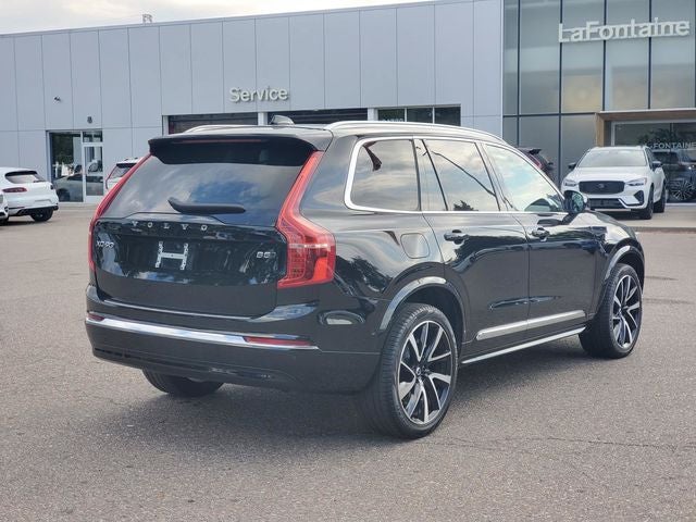 2023 Volvo XC90 B5 Plus