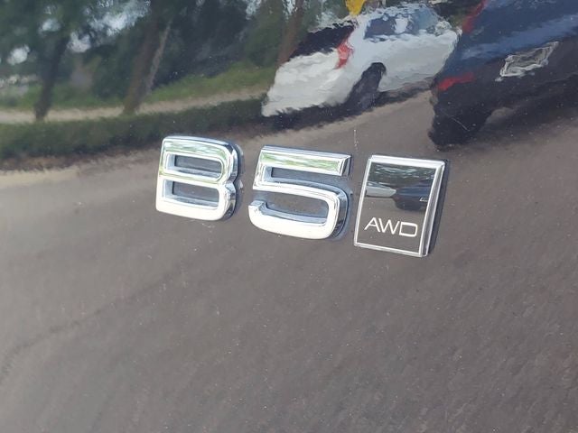 2023 Volvo XC90 B5 Plus