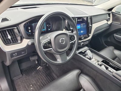 2022 Volvo XC60 B5 Inscription