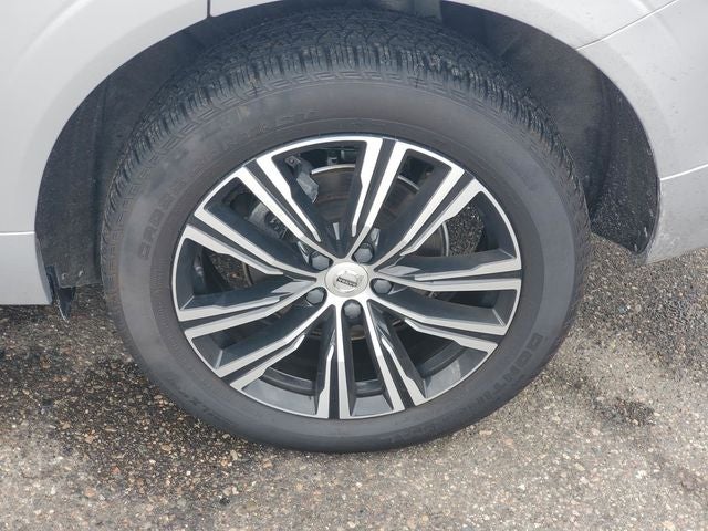 2022 Volvo XC60 B5 Inscription
