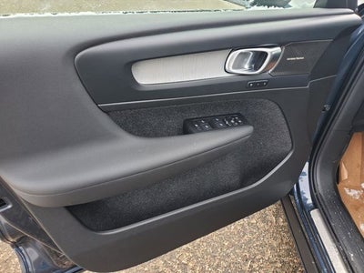 2026 Volvo XC40 B5 Plus