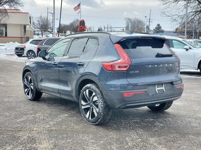 2026 Volvo XC40 B5 Plus