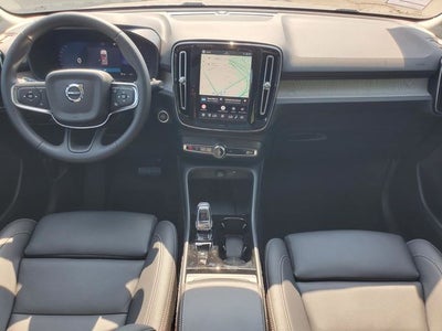 2026 Volvo XC40 B5 Plus