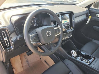 2026 Volvo XC40 B5 Plus